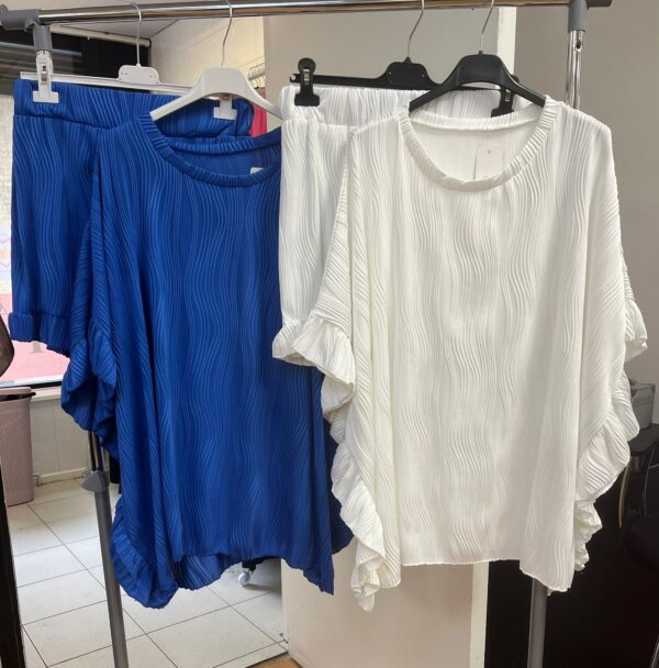 Co ord Short Set Mid Sleeve Wave Design - Short Wave Range