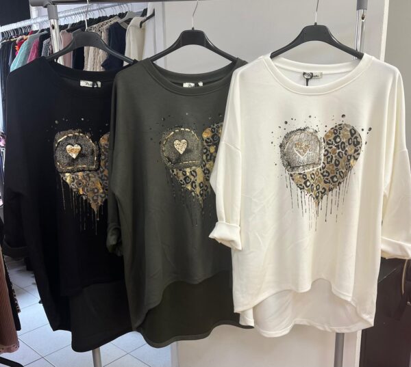 Ladies Top with Round Neck with Heart Motif Print - Heather Range