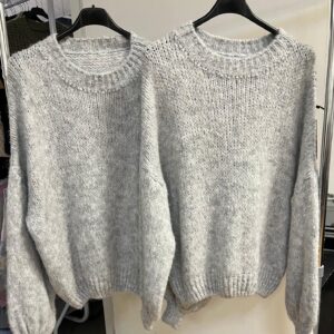 Light Weight Wool Knit Jumper in Solid Colour in Grey - Hannah